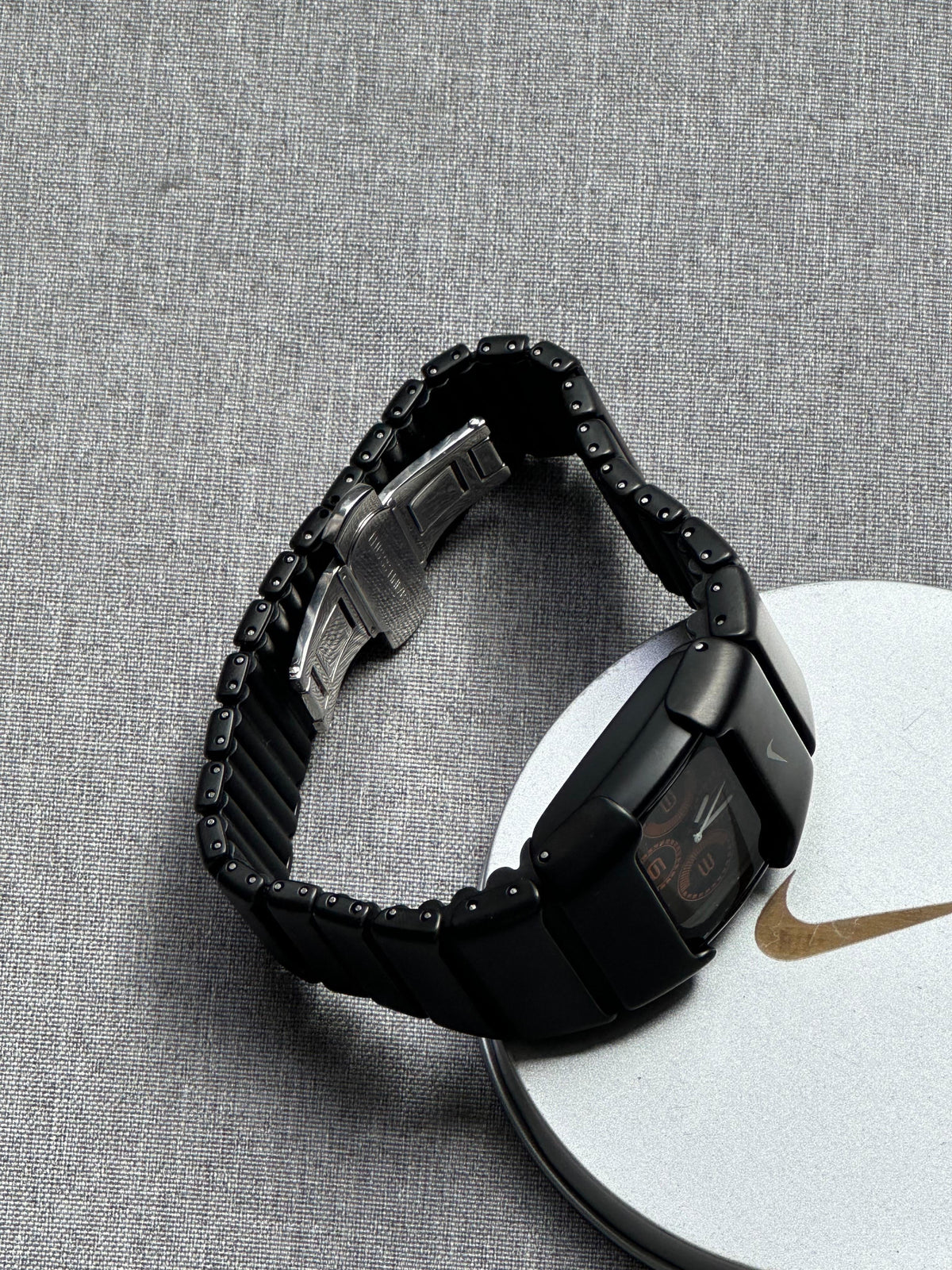 Nike D-Line Matte Black Analogue Watch with Orange Dial | Rare Collectible | Unisex Retro Sports Timepiece