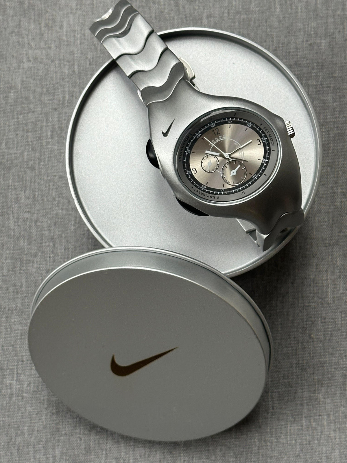 Nike Triax Chronograph Watch Matte Silver – Vintage Grey Stainless Steel Sports Watch, Rare Collectible Timepiece