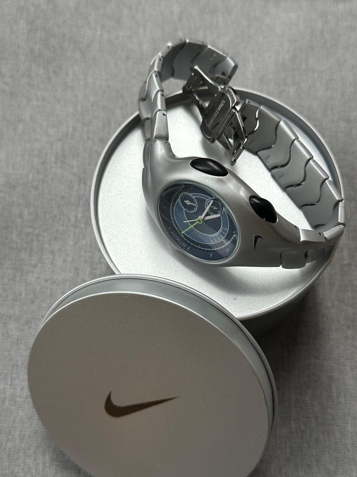 Nike Triax Chronograph Watch Matte Silver with blue dial – Vintage Grey Stainless Steel Sports Watch, Rare Collectible Timepiece
